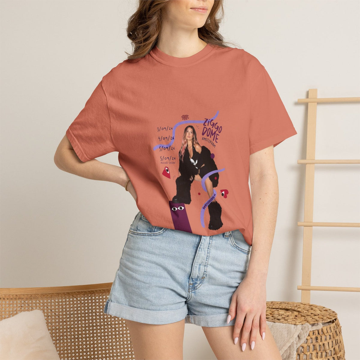 Comfort Colors Roxy Dekker T-Shirt Cotton Graphic Tee