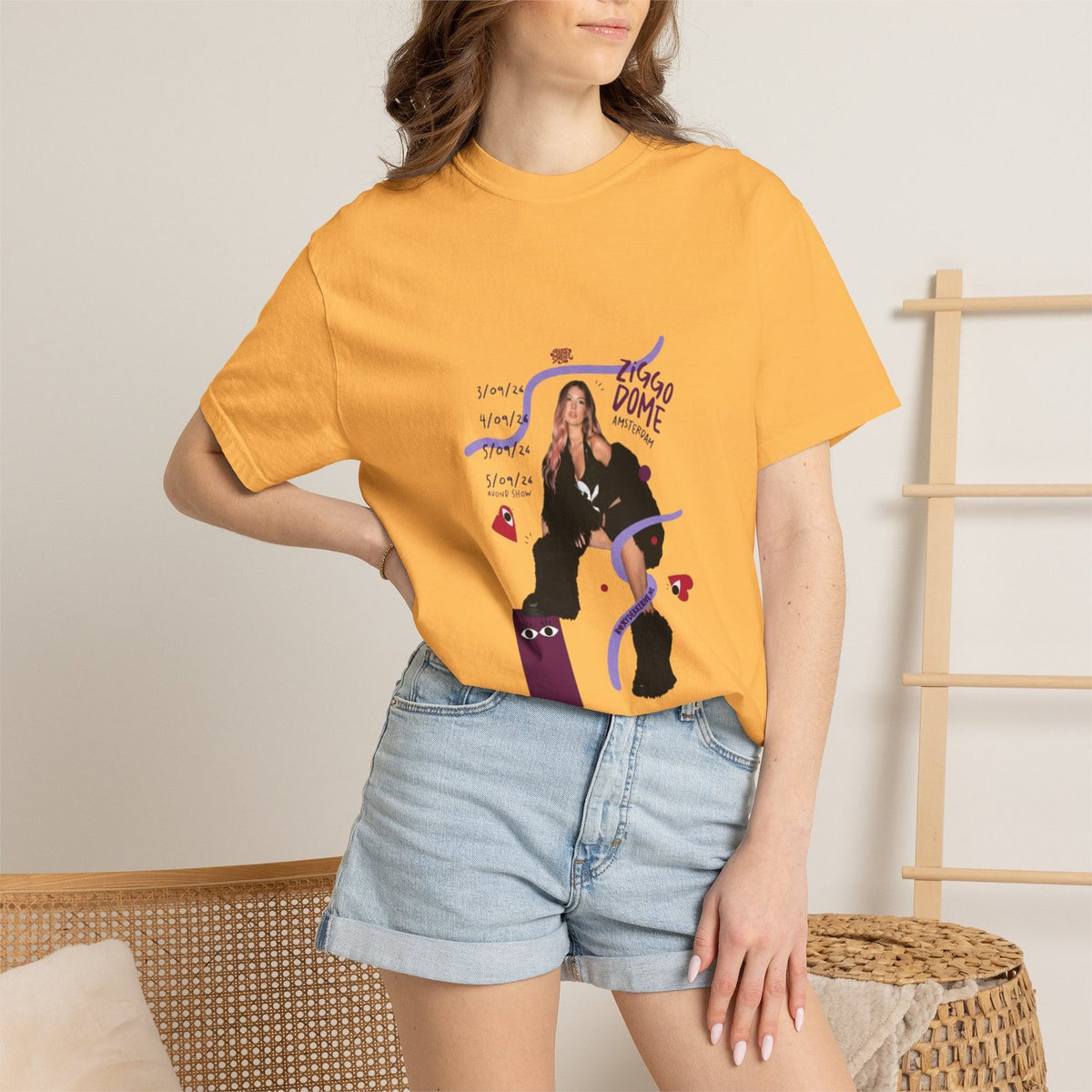 Comfort Colors Roxy Dekker T-Shirt Cotton Graphic Tee