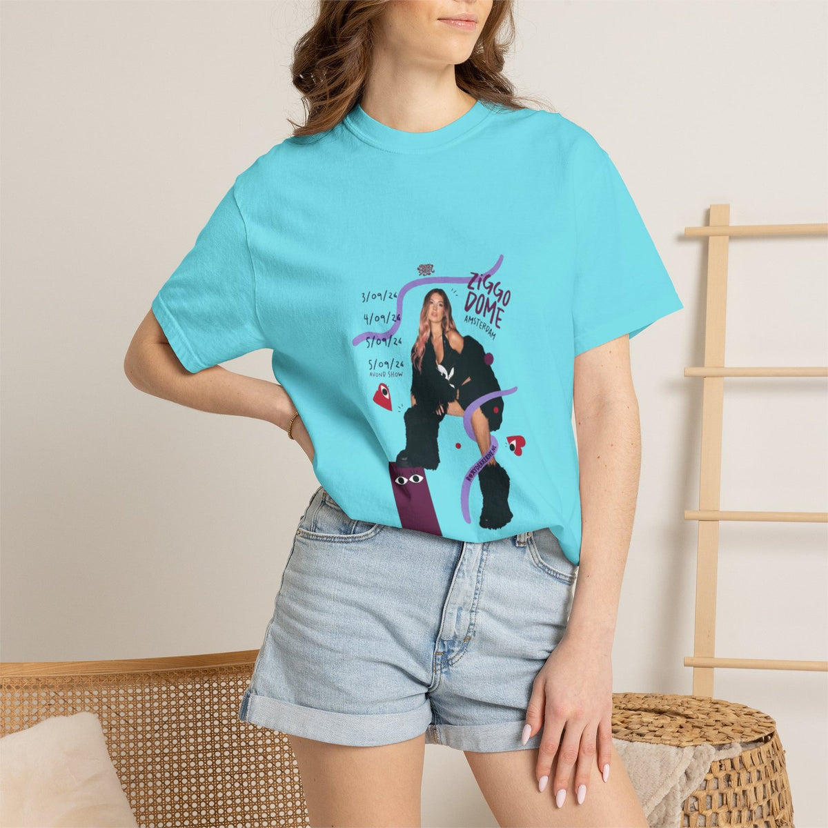 Comfort Colors Roxy Dekker T-Shirt Cotton Graphic Tee
